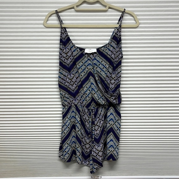 Braeve Blue and Brown Patterned Faux Wrap Romper Size XS - Picture 1 of 8